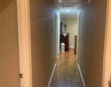 2345 Bray Court Ne - Photo Thumbnail 11