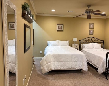 2345 Bray Court Ne - Photo Thumbnail 30
