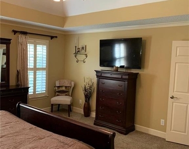 2345 Bray Court Ne - Photo Thumbnail 22