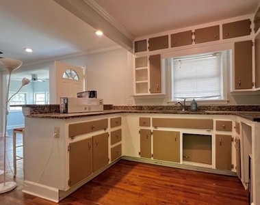 1199 Francis Street Nw - Photo Thumbnail 3
