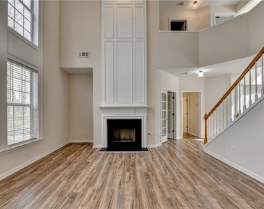 100 Hawnley Trace - Photo Thumbnail 11