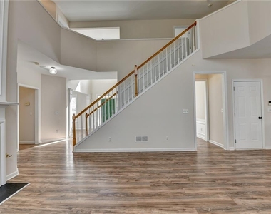 100 Hawnley Trace - Photo Thumbnail 13
