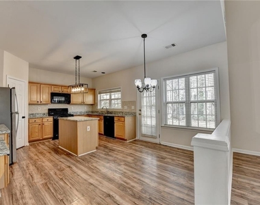 100 Hawnley Trace - Photo Thumbnail 17