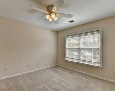 100 Hawnley Trace - Photo Thumbnail 43