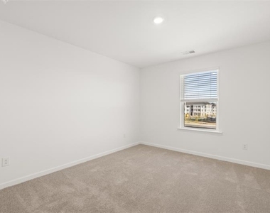 84 Smithwood Drive - Photo Thumbnail 18