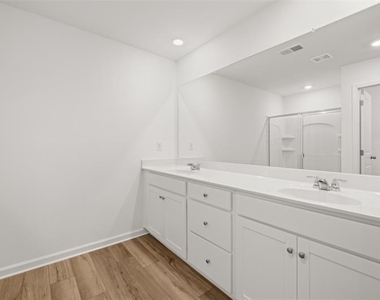 84 Smithwood Drive - Photo Thumbnail 12