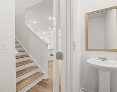 84 Smithwood Drive - Photo Thumbnail 7