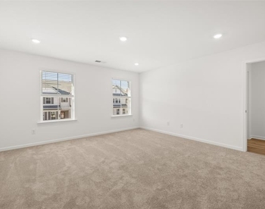 84 Smithwood Drive - Photo Thumbnail 10