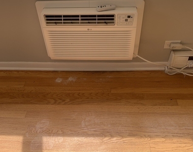 1415 Homestead Road - Photo Thumbnail 7