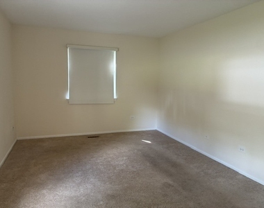 2857 Meadow Lane - Photo Thumbnail 7