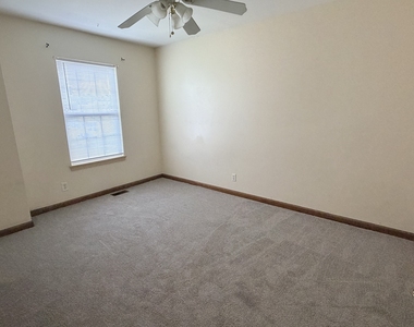 22256 W Natchez Court - Photo Thumbnail 6