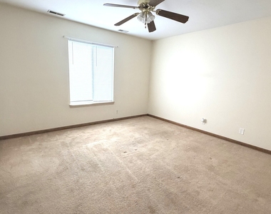 22256 W Natchez Court - Photo Thumbnail 4