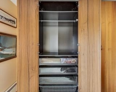 16 E Old Willow Road - Photo Thumbnail 11
