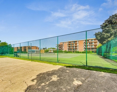 16 E Old Willow Road - Photo Thumbnail 19