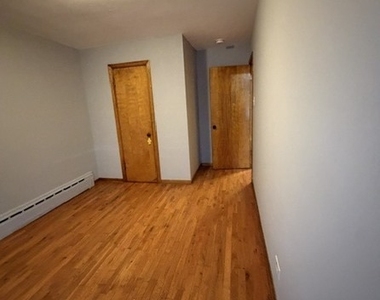 1801 Oak Park Avenue - Photo Thumbnail 17