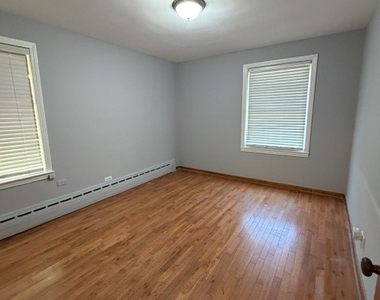 1801 Oak Park Avenue - Photo Thumbnail 16