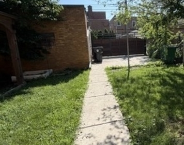 1801 Oak Park Avenue - Photo Thumbnail 32