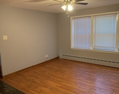 1801 Oak Park Avenue - Photo Thumbnail 7
