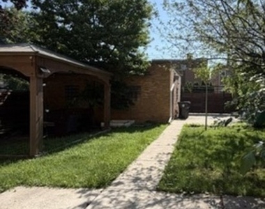 1801 Oak Park Avenue - Photo Thumbnail 27