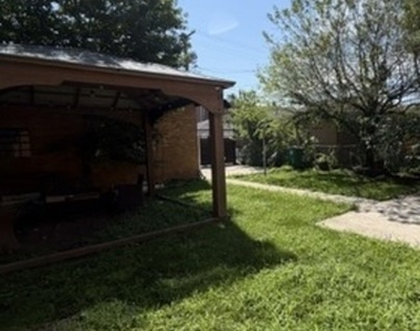 1801 Oak Park Avenue - Photo Thumbnail 26