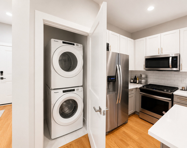 2604 N Drake Avenue - Photo Thumbnail 2