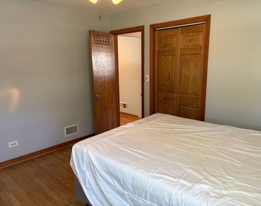 126 N Illinois Avenue - Photo Thumbnail 11