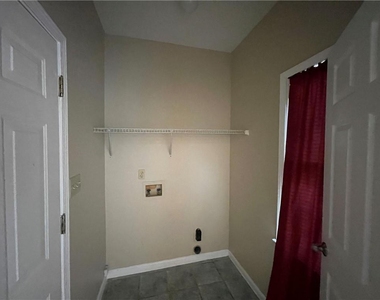 10730 Pinewalk Forest Circle - Photo Thumbnail 10