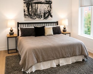 434 W Melrose Street - Photo Thumbnail 6