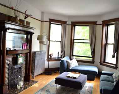 3717 N Wayne Avenue - Photo Thumbnail 2