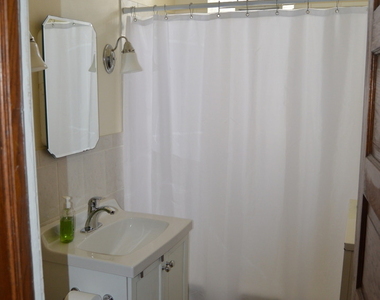 3717 N Wayne Avenue - Photo Thumbnail 8
