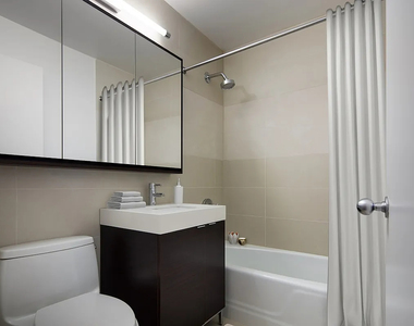 105 Duane Street, Unit 020a - Photo Thumbnail 3