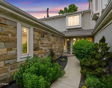 341 Redwing Drive - Photo Thumbnail 3