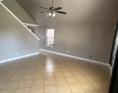 10510 Linsley Lane - Photo Thumbnail 9