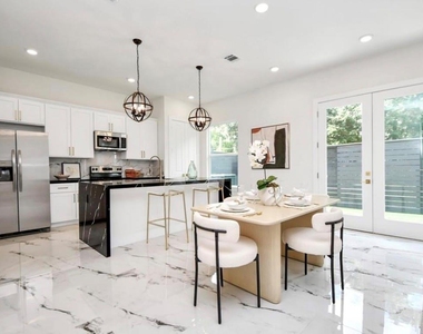 6555 Sealey Street - Photo Thumbnail 2
