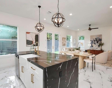 6555 Sealey Street - Photo Thumbnail 8