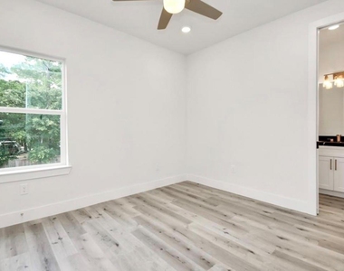 6555 Sealey Street - Photo Thumbnail 19