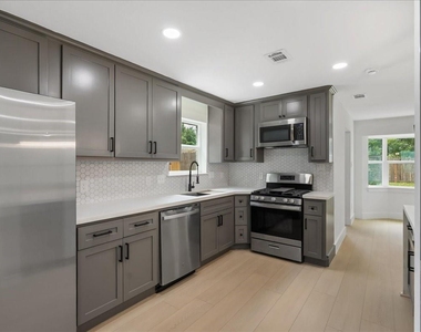 3234 Cherry Springs Drive - Photo Thumbnail 6