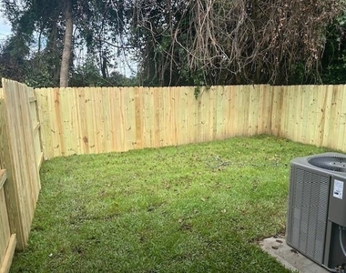 104 Turner Drive - Photo Thumbnail 23