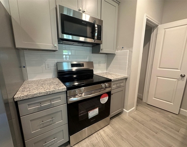 104 Turner Drive - Photo Thumbnail 6