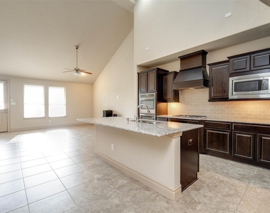 24111 Valencia Ridge Lane - Photo Thumbnail 13