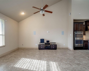 24111 Valencia Ridge Lane - Photo Thumbnail 23