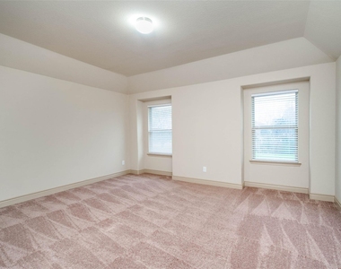 24111 Valencia Ridge Lane - Photo Thumbnail 39