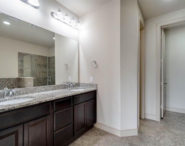 24111 Valencia Ridge Lane - Photo Thumbnail 29