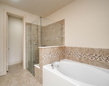 24111 Valencia Ridge Lane - Photo Thumbnail 30