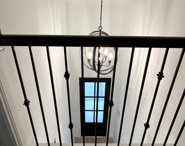 15310 Spanish Ranchos Ways - Photo Thumbnail 31