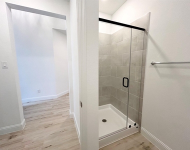 15310 Spanish Ranchos Ways - Photo Thumbnail 27