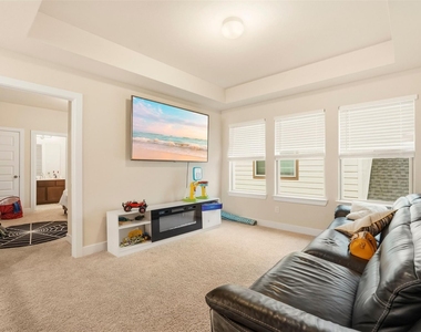 26031 Horizon Star Lane - Photo Thumbnail 19