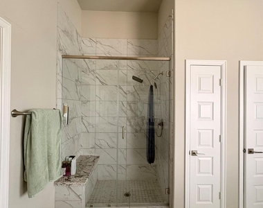 11904 Lawton Creek Lane - Photo Thumbnail 18