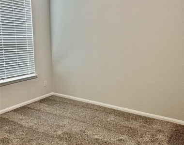 509 Turtle Dove Drive - Photo Thumbnail 12