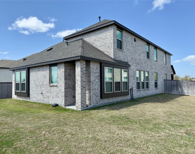 15206 Cortines Court - Photo Thumbnail 26